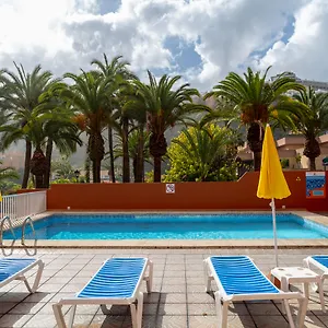 apartamentos-alta-puerto-de-la-cruz.in-canary-islands.com/